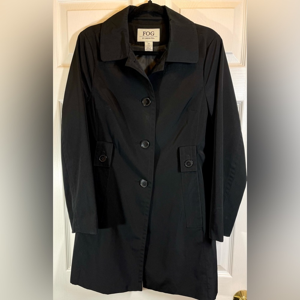 LONDON FOG Women's Long Sleeve Trench Rain
Coat Size Small
